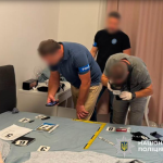 Поліція викрила шахрайство з криптоактивами на понад 655 тисяч доларів: проведено обшуки в Чехії